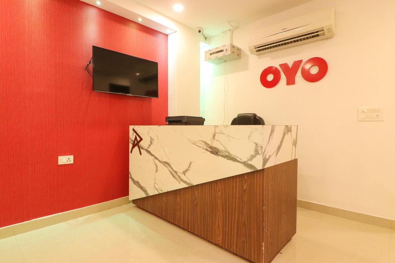 Oyo 63841 White Orchid Indraprastha Exterior foto